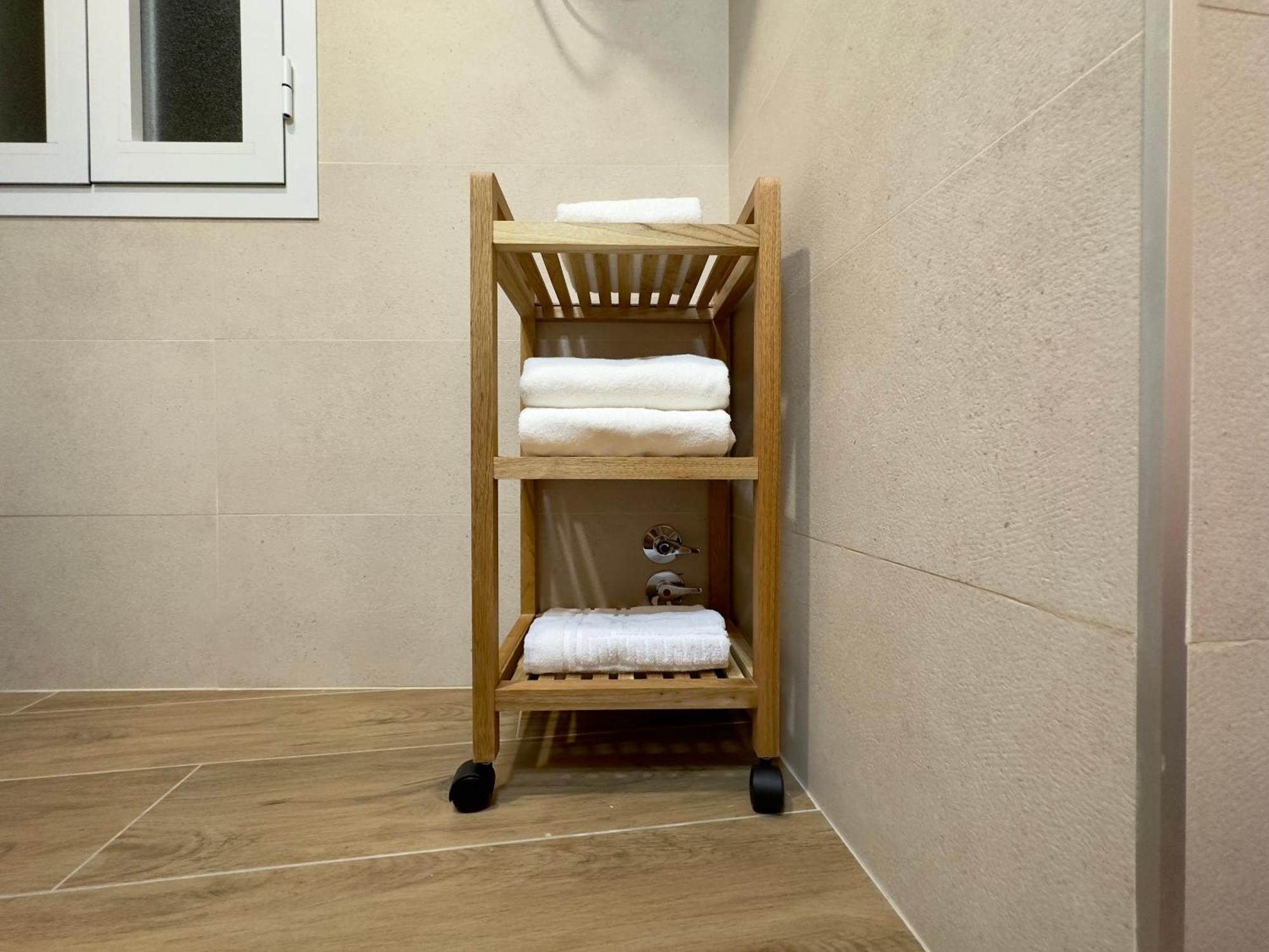 Anaya,1º,2º En Pleno Centro De Apartamento Granada