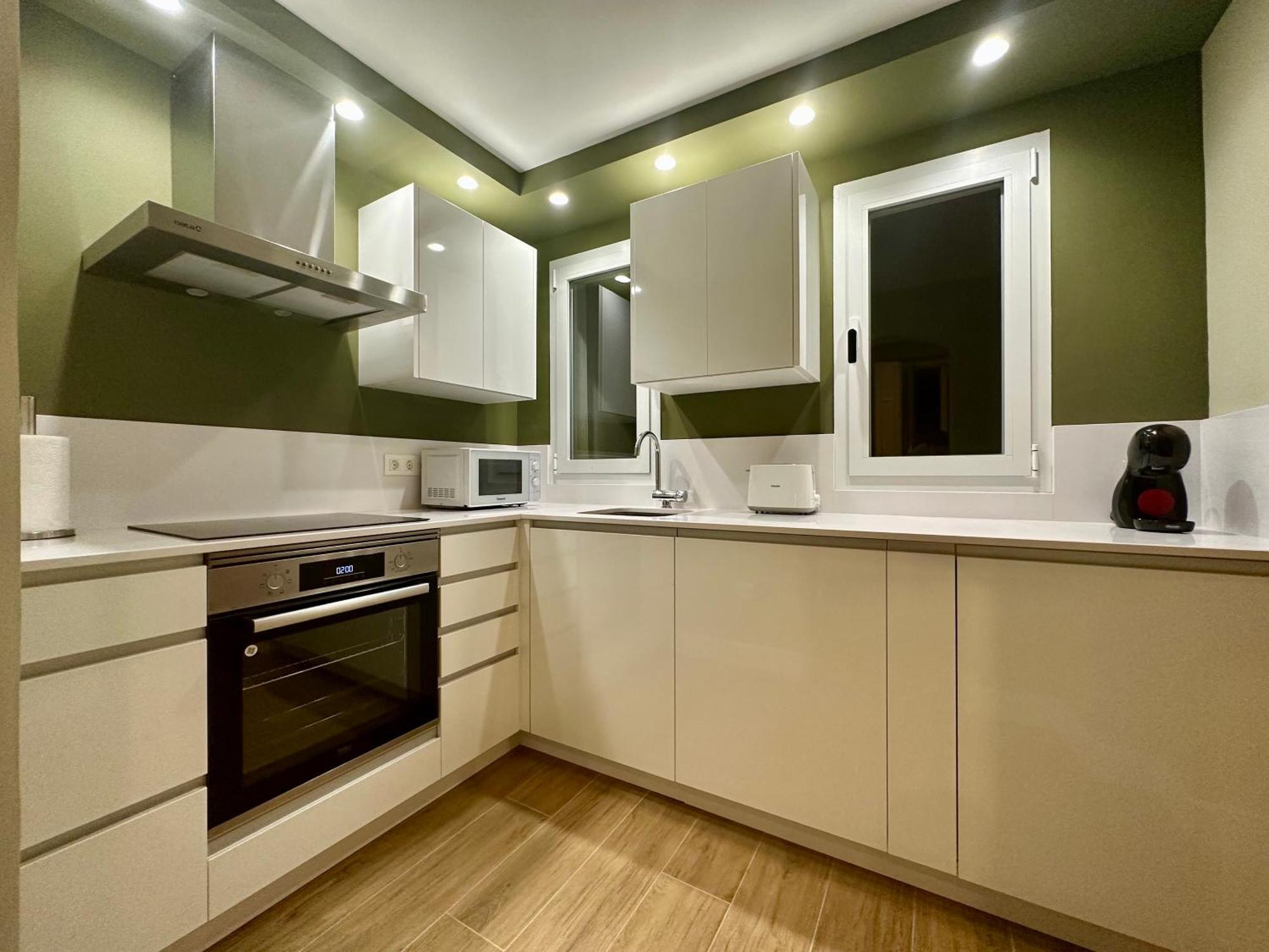 Apartamento Anaya,1º,2º En Pleno Centro De Granada
