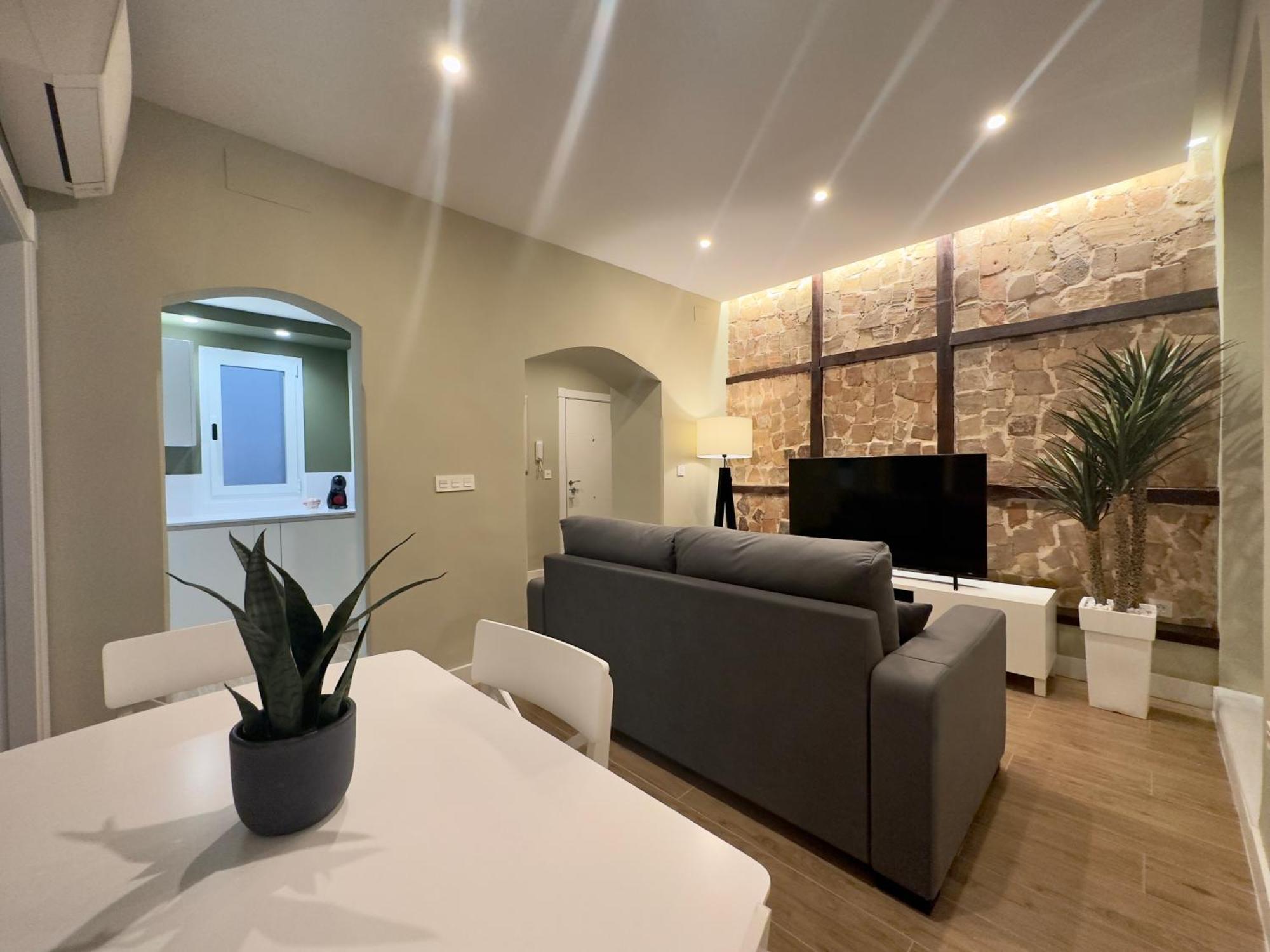 Apartamento Anaya,1º,2º En Pleno Centro De Granada